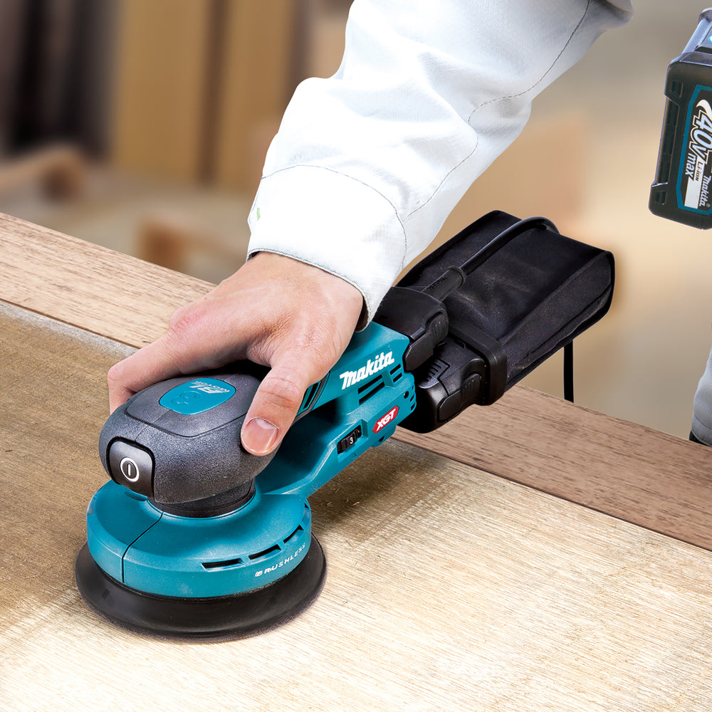 MAKITA 40V BO003CGZ 125MM RANDOM ORBIT SANDER BODY